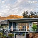 Hemley House - Luxury in Halls Gap, Grampians logo